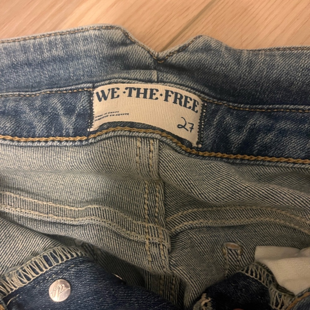 Free people skinny light wash jeans